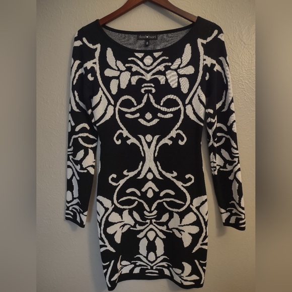 Derek Heart Black & White Damask Sweater Dress, Size Medium NWOT - Picture 1 of 11